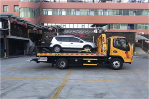 镇康汽车紧急补胎换胎救援